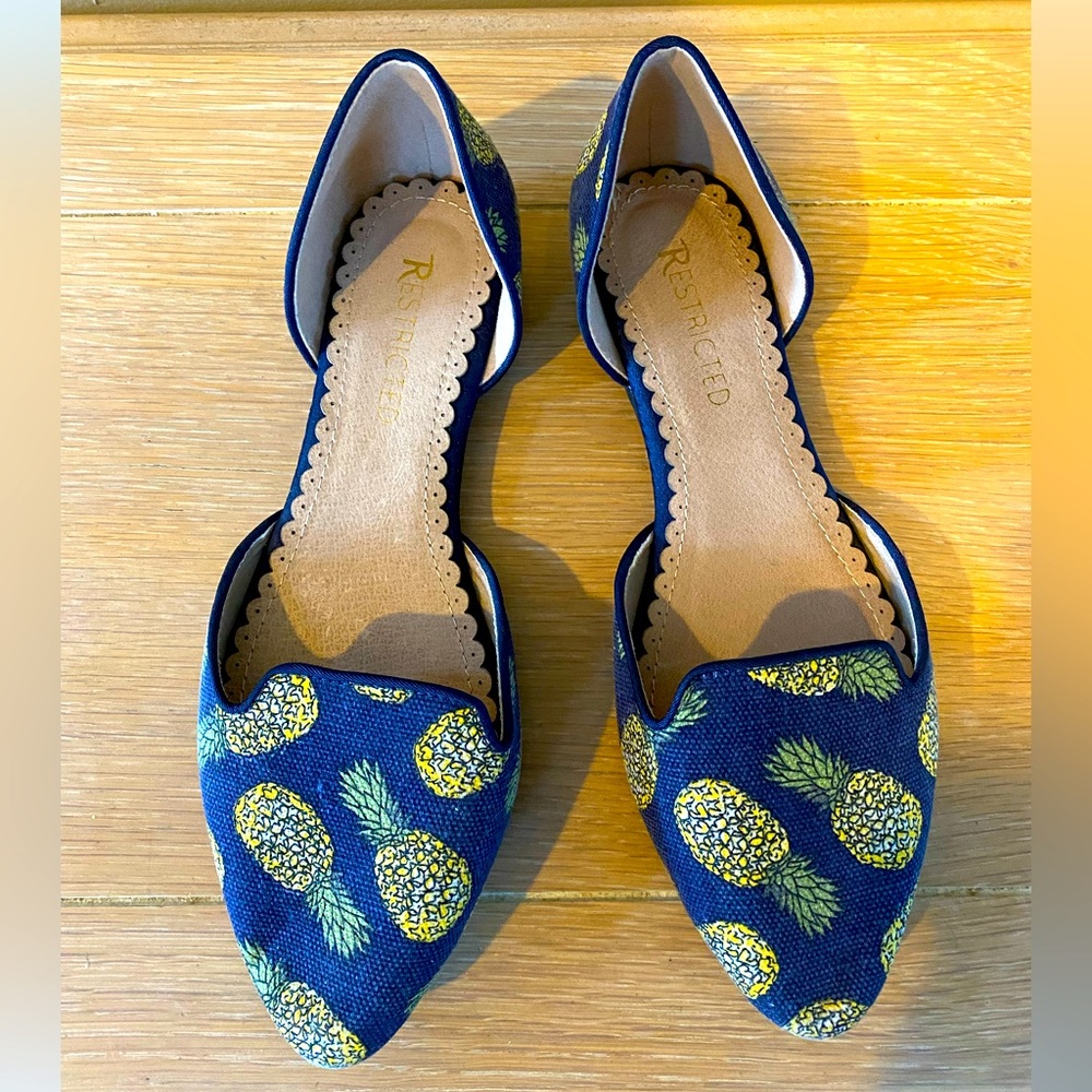 Flats with Pineapple theme. Fun for summer!